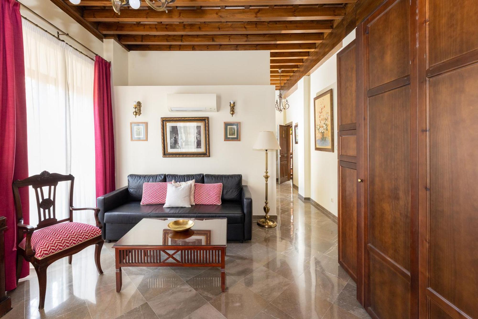 Apartment En Pleno Centro, Aljibe Rodrigo Del Campo 1b